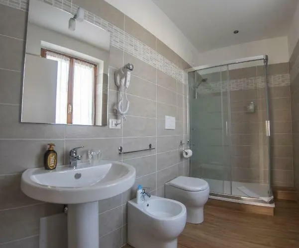 伊尔特拉蒙多住宿加早餐旅馆 住宿加早餐酒店 4*