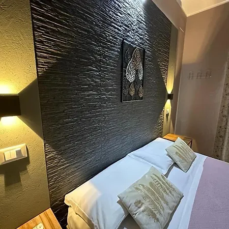 伊尔特拉蒙多住宿加早餐旅馆 4*
